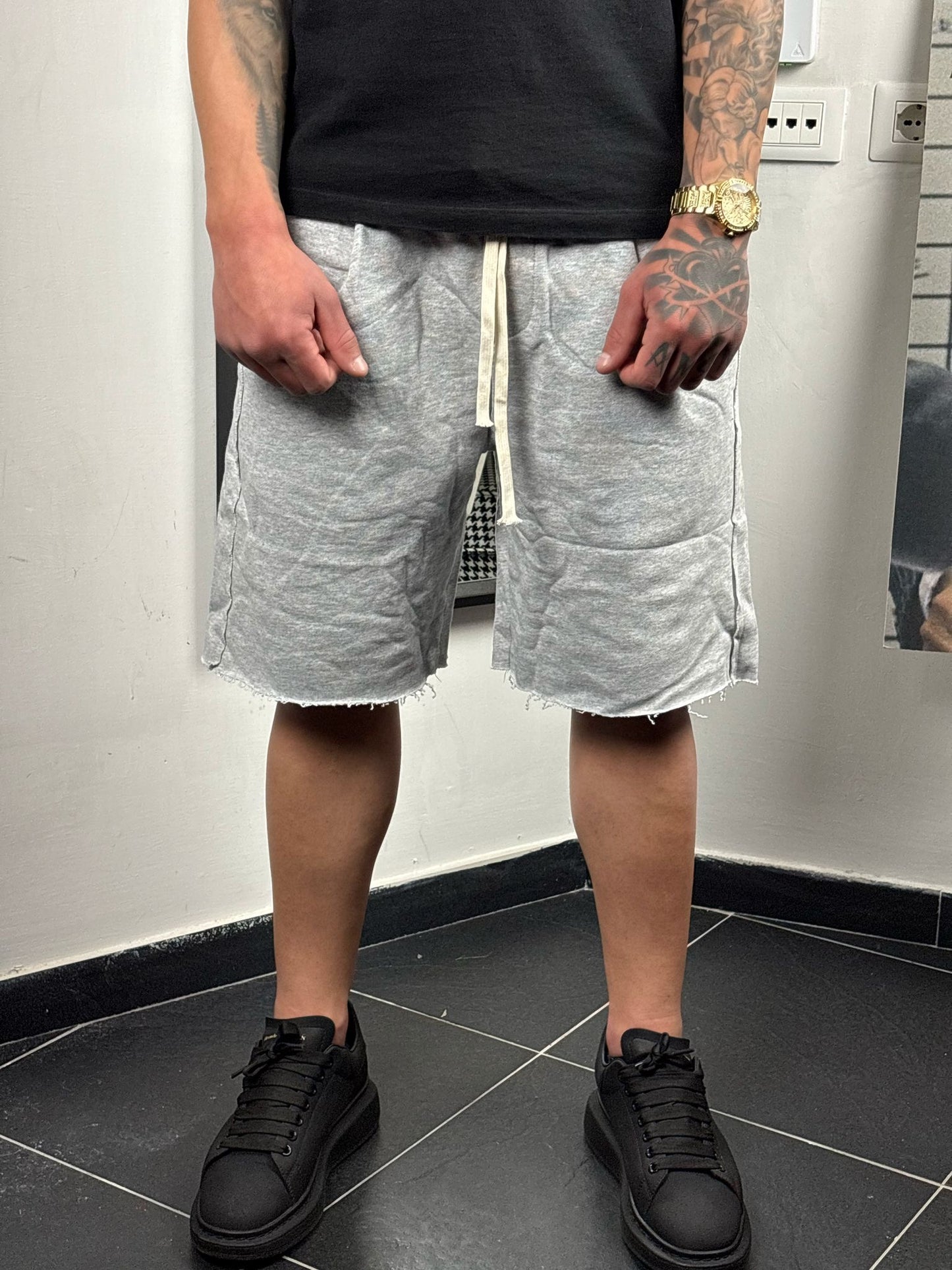 shorts over garzati grigio