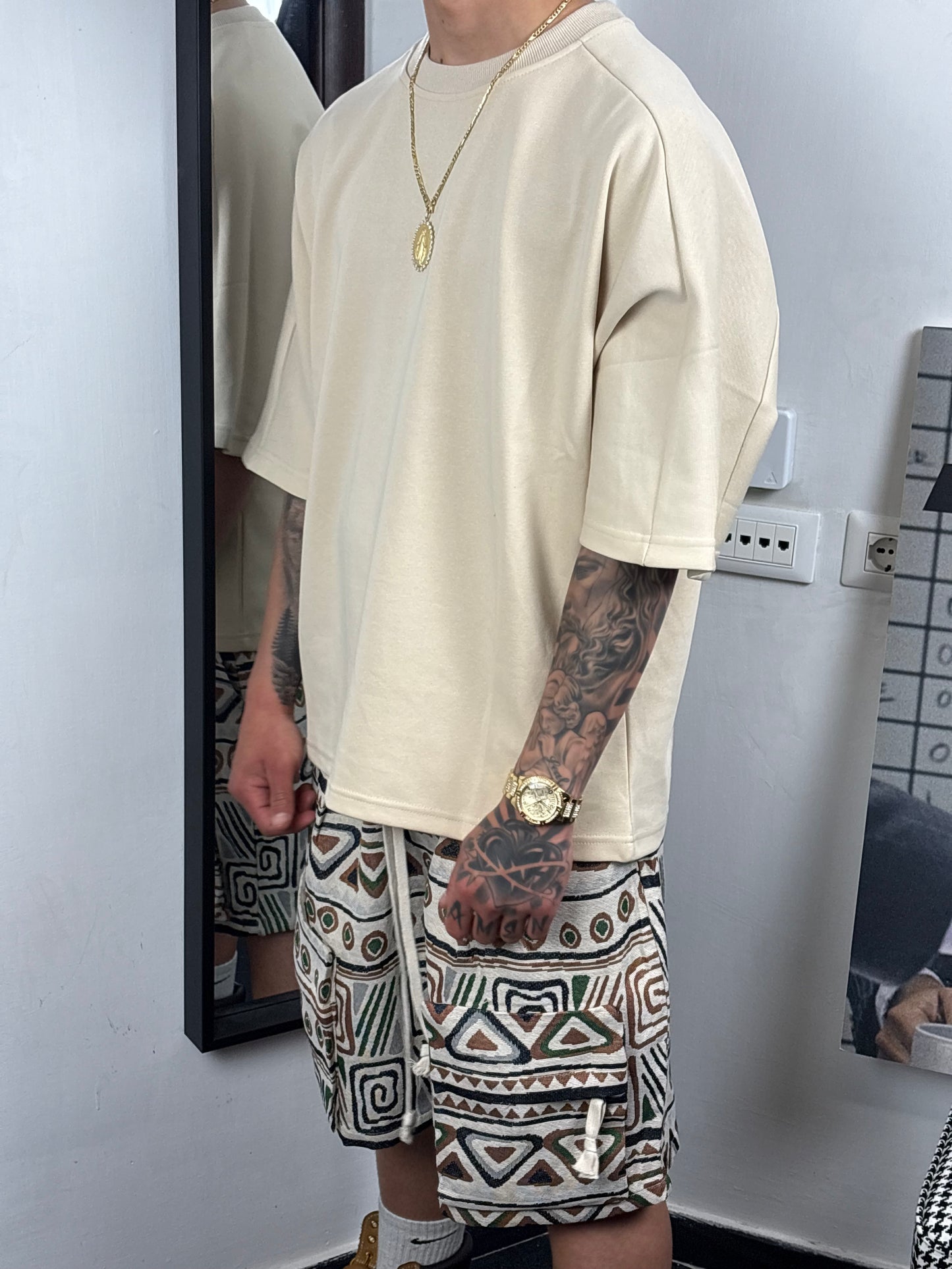 t-shirt over pesante