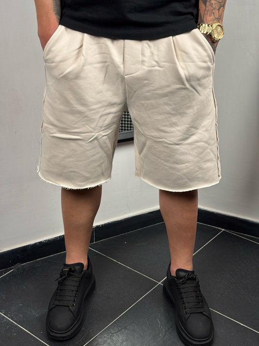 shorts over garzati beige