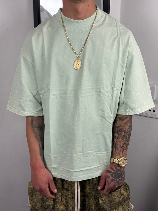 t-shirt over slavata verde