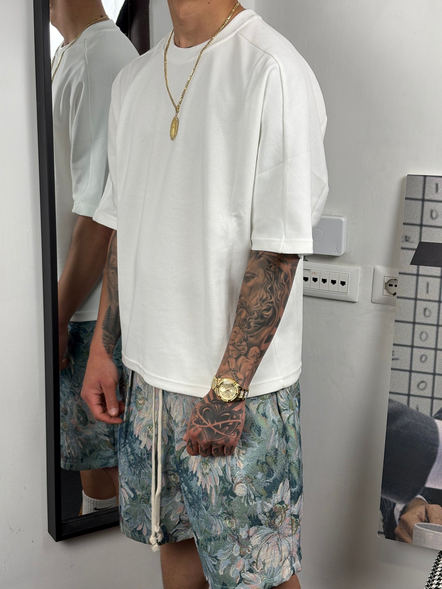 t-shirt over pesante