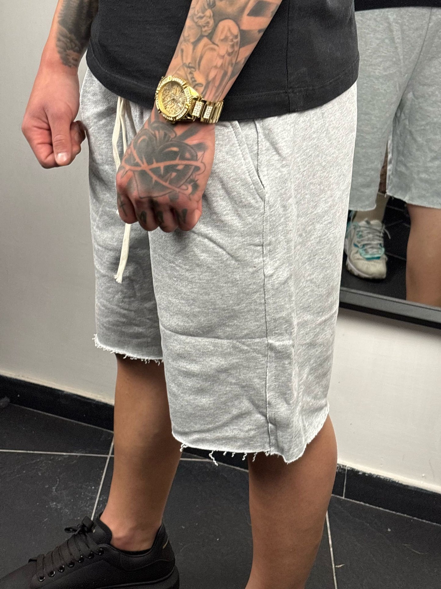 shorts over garzati grigio